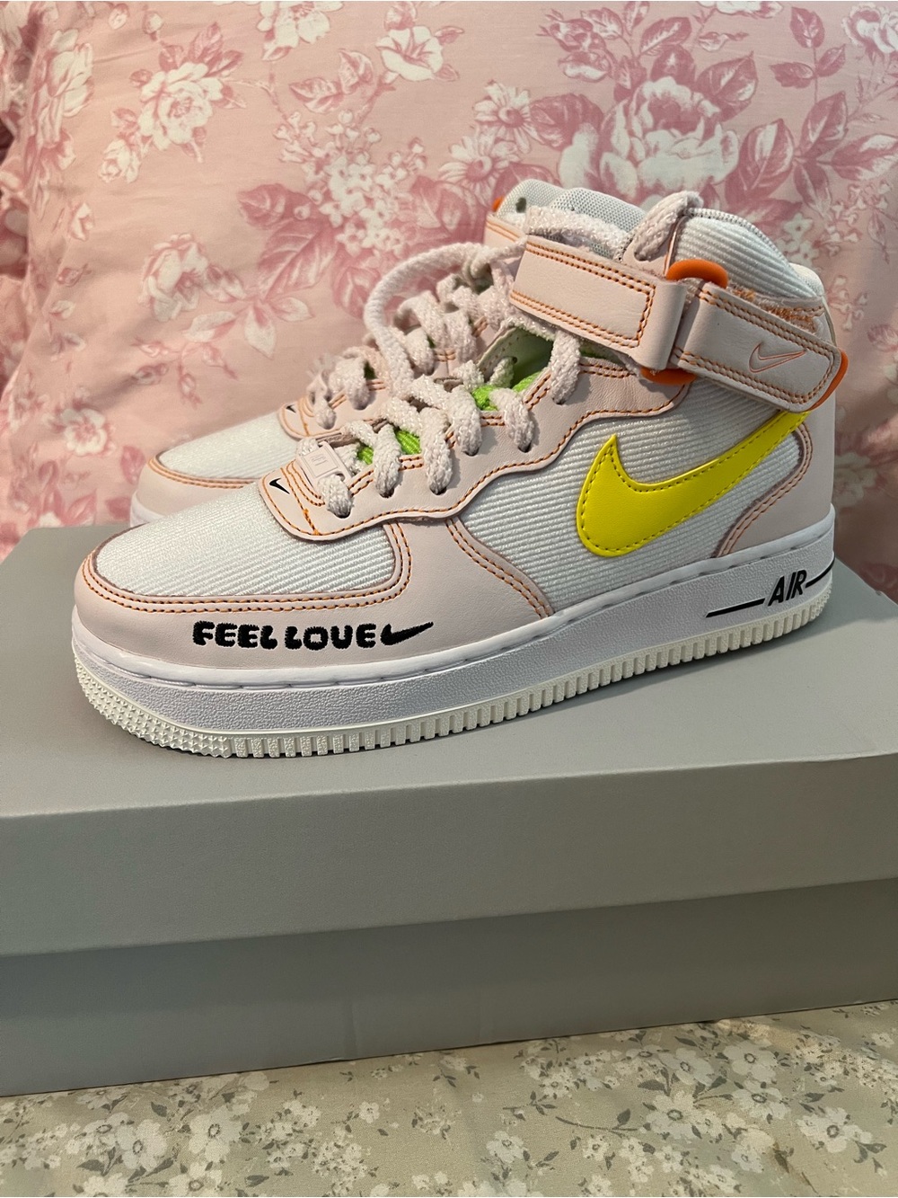 Nike Kids High-Top Sneakers in White, Yellow, Pink
